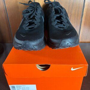Size 11.5 - Nike Revolution 8 EasyOn Anthracite w/ Box Men's - EUC Worn on Court